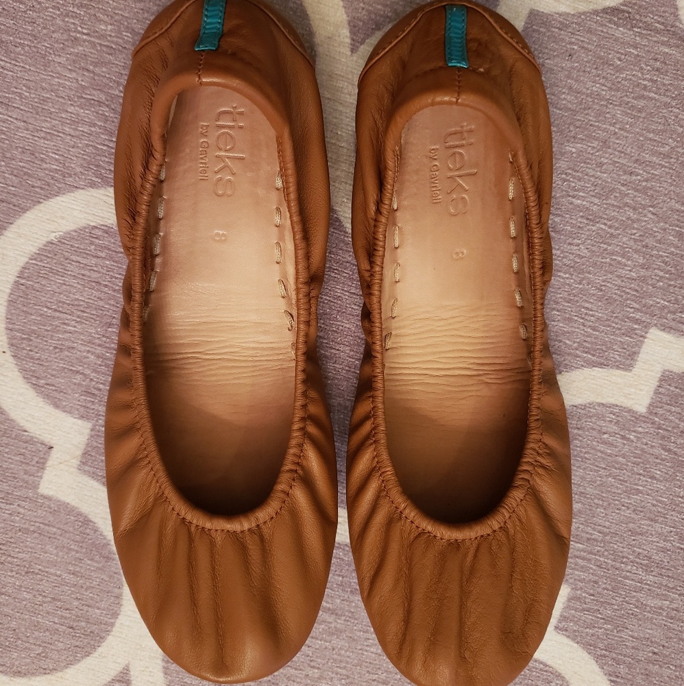 Chestnut Tieks